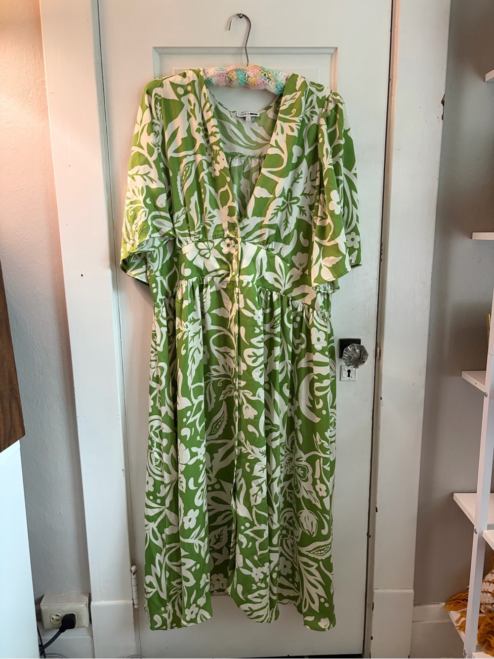 Green and White Floral V-Neck Midi Dress